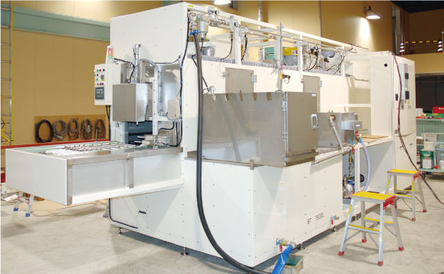 油圧マニホールド洗浄脱水装置